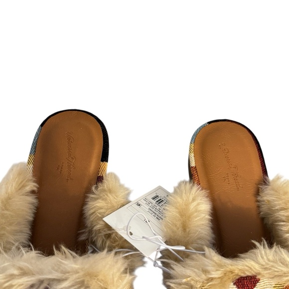 UNIVERSAL THREAD Size 8.5 Bibiana Faux Fur Lined Mules Slip On Chevron Flats NEW - Picture 8 of 10